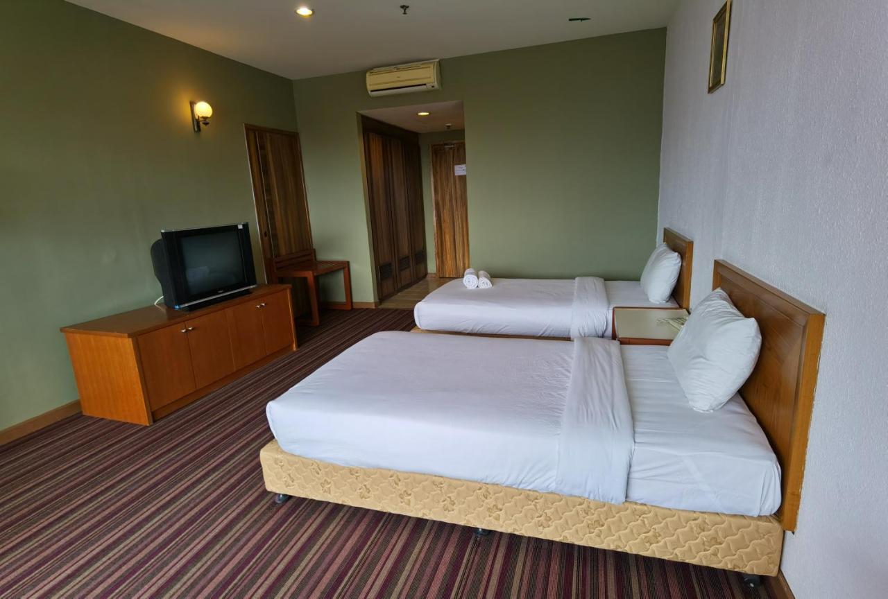 Folkmeldrum Hotel Johor Bahru Exterior photo